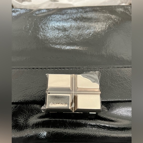 NEW SMTING WOMENS PURSE - Picture 3 of 7